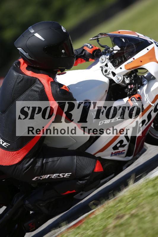 /Archiv-2024/29 12.06.2024 MOTO.CH Track Day ADR/Gruppe gelb/9